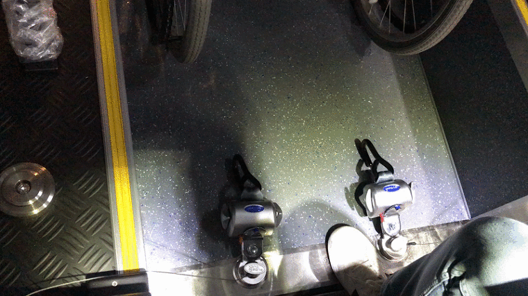 99020D4C5C763E4503.gif